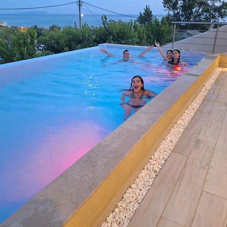 Villa Vasillis-Heated Swimming Pool With Infinity View Vitaládes Zewnętrze zdjęcie