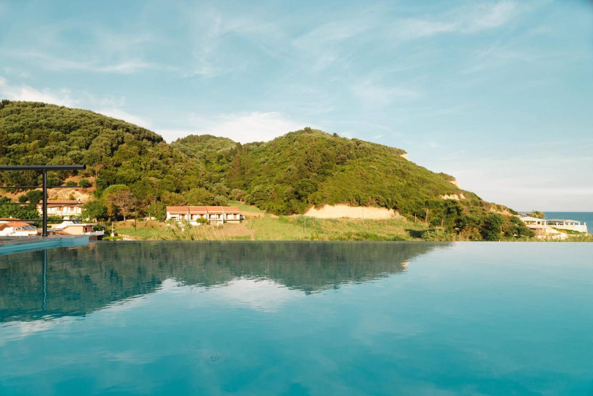 Villa Vasillis-Heated Swimming Pool With Infinity View Vitaládes Zewnętrze zdjęcie